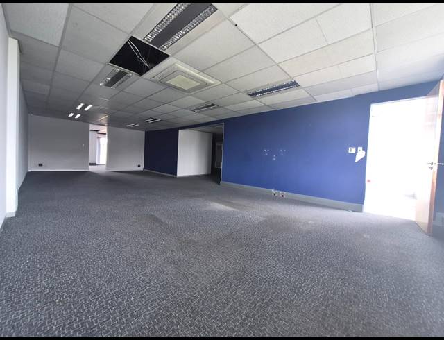699M² OFFICE TO LET IN RIVONIA